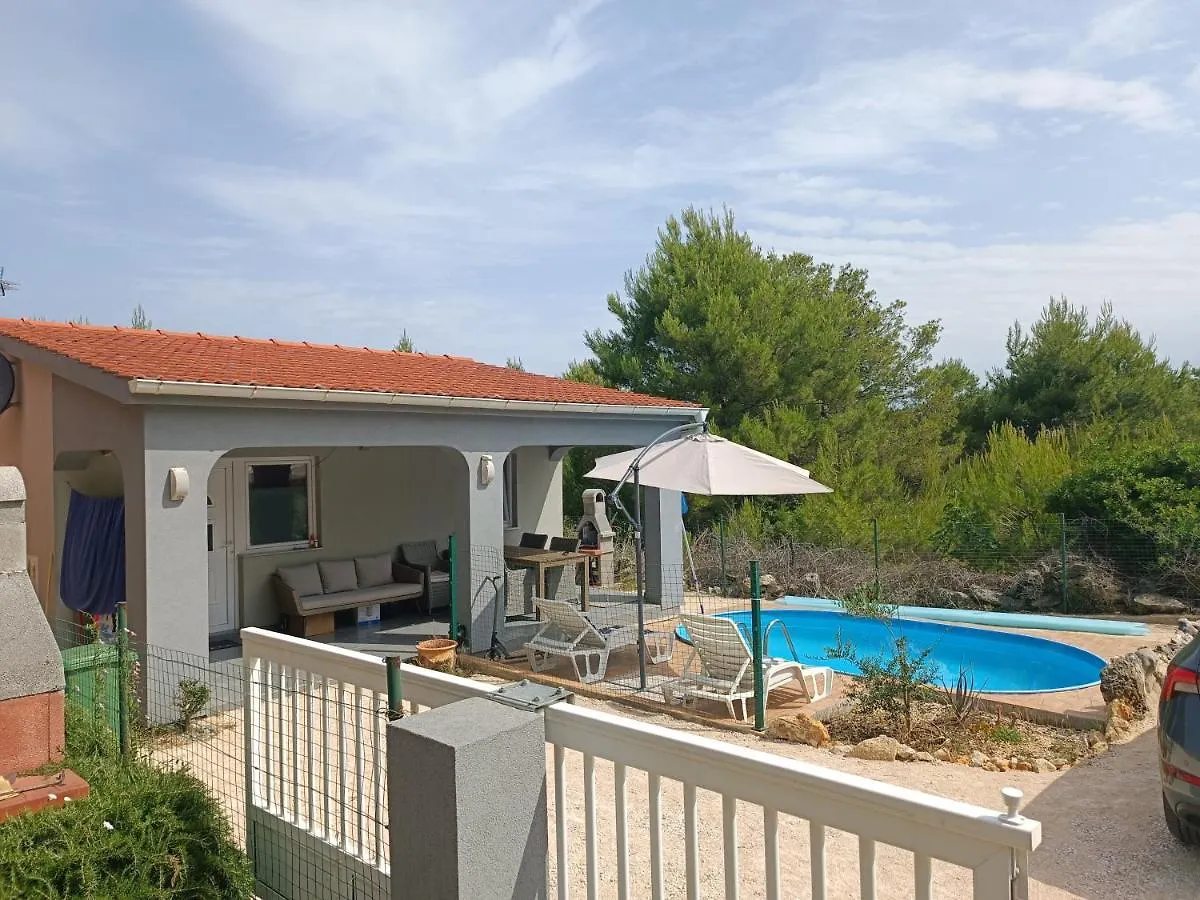 Pine Holliday House Villa Vir