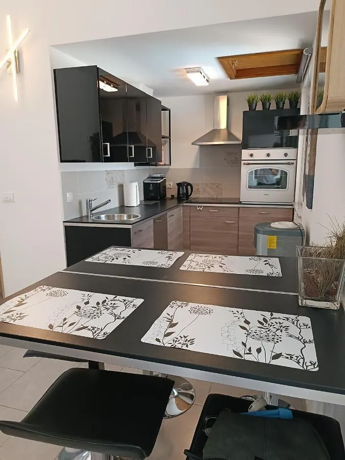 Pine Holliday House Villa Vir Holiday home